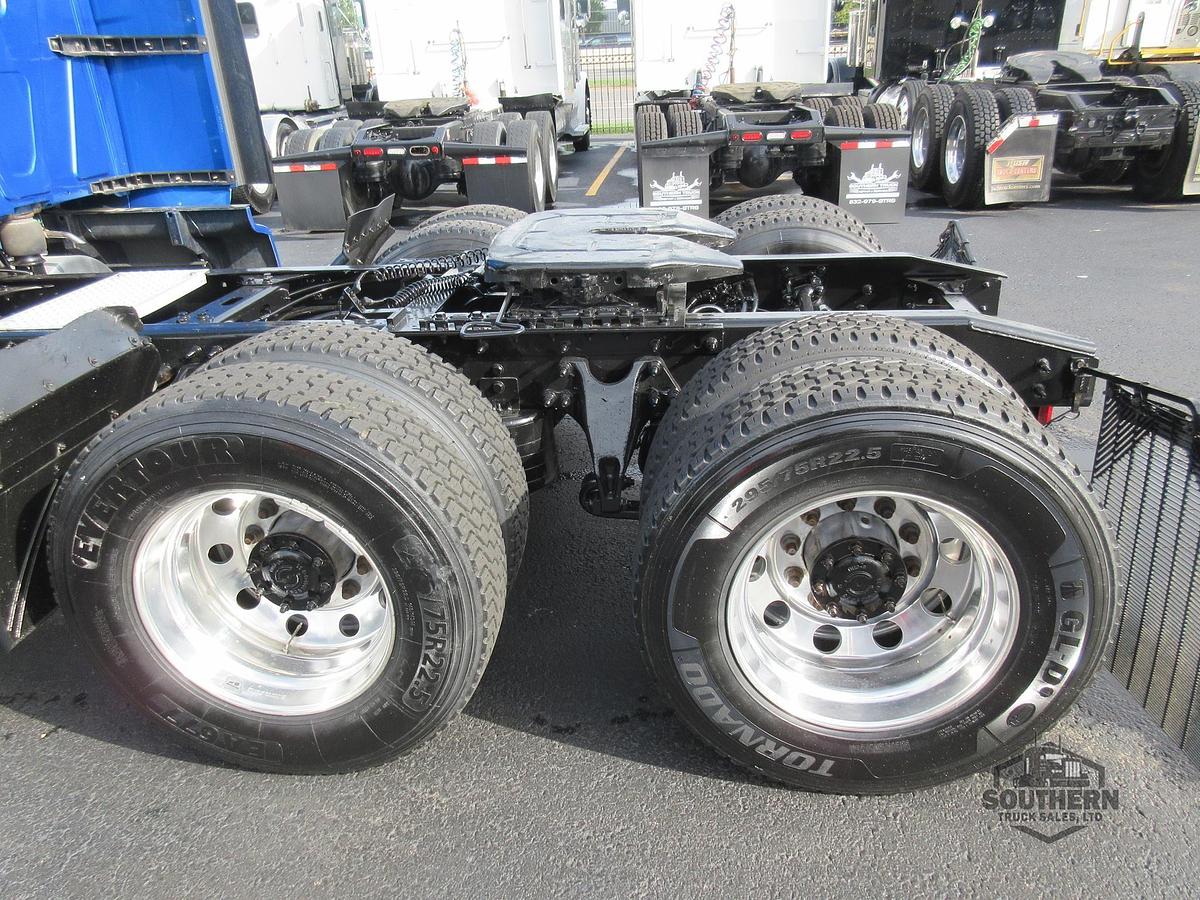 Used 2021 INTERNATIONAL LT