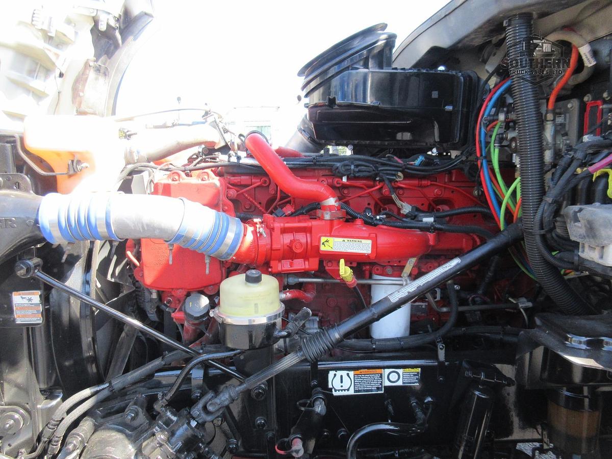 Used 2016 KENWORTH T880