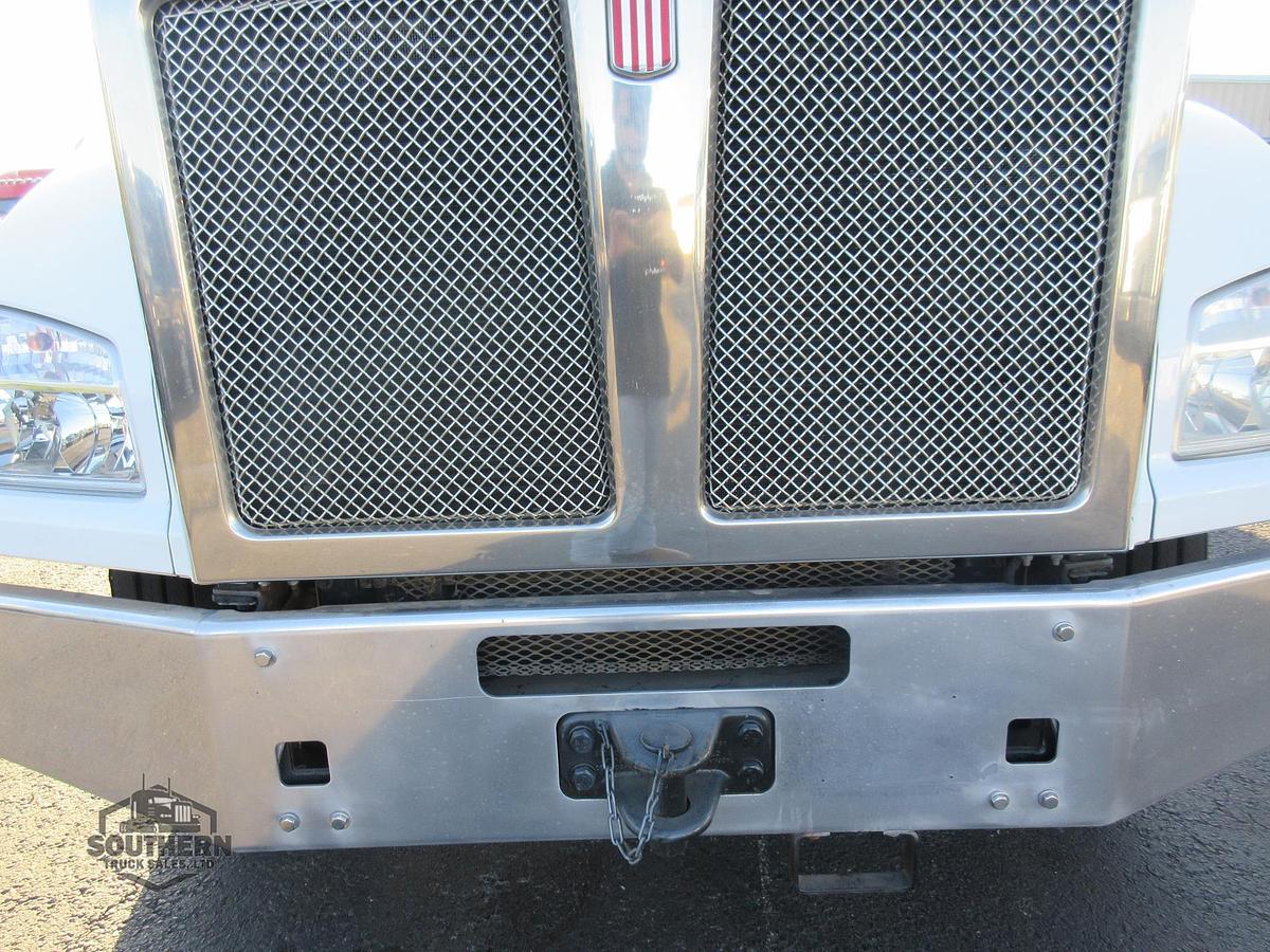 Used 2016 KENWORTH T880
