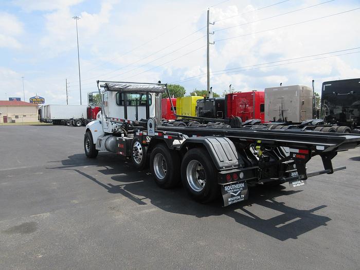 Used 2013 PETERBILT 348