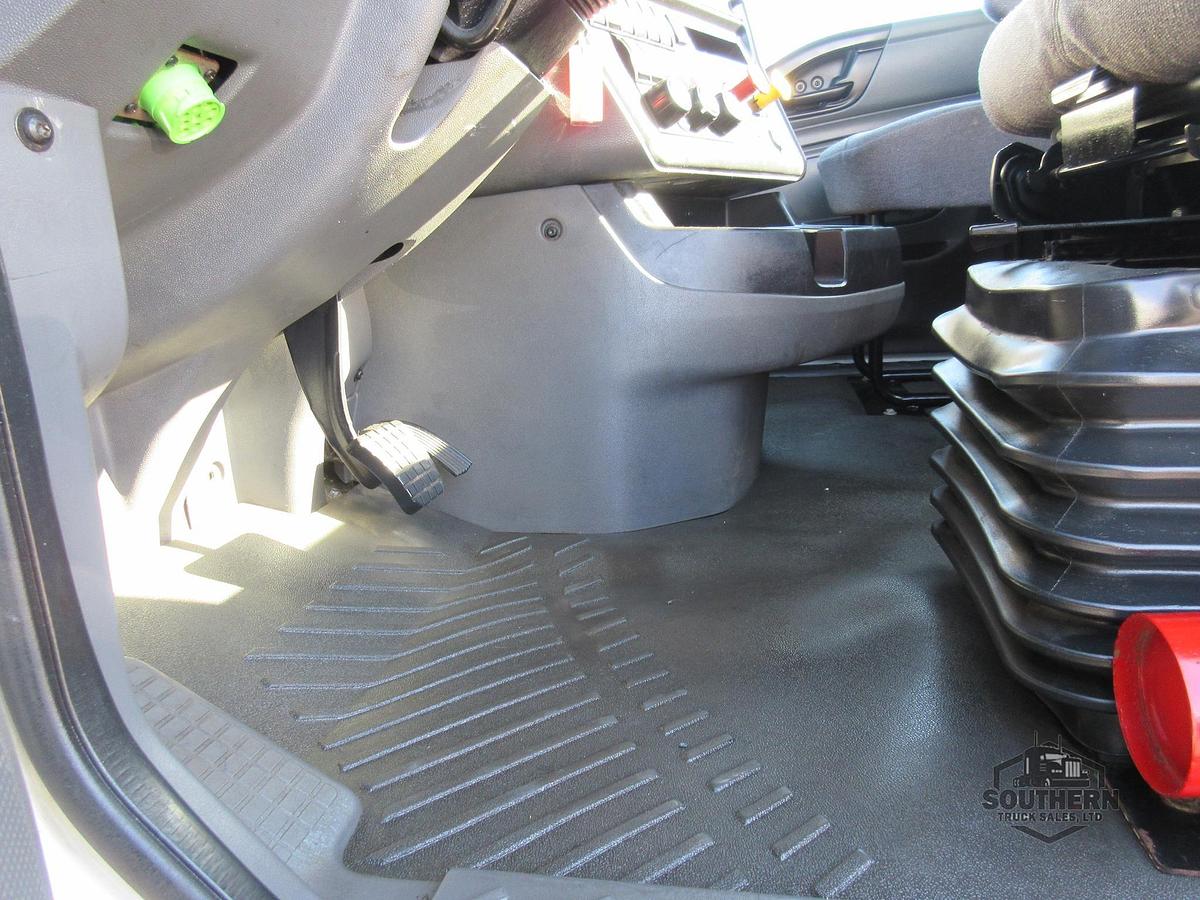 Used 2021 INTERNATIONAL LT