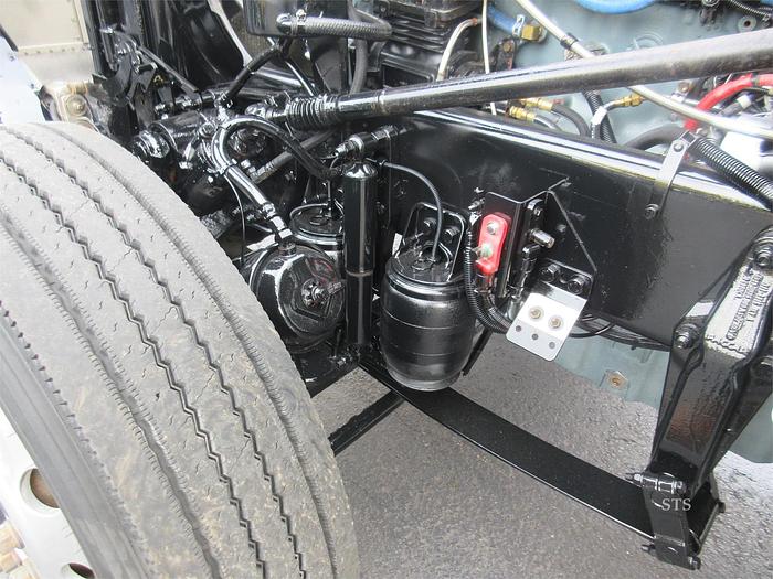 Used 2017 PETERBILT 389