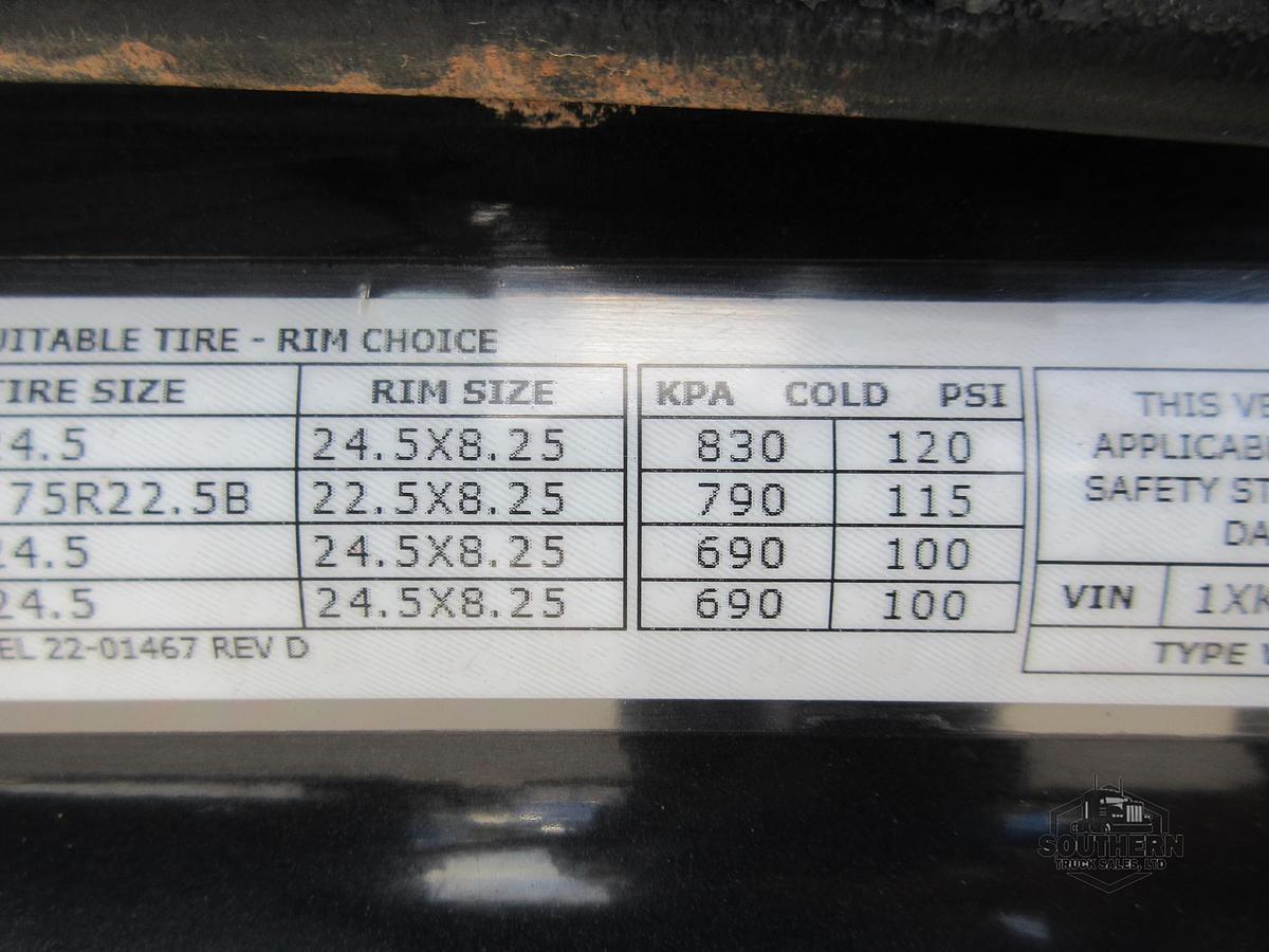 Used 2023 KENWORTH T880