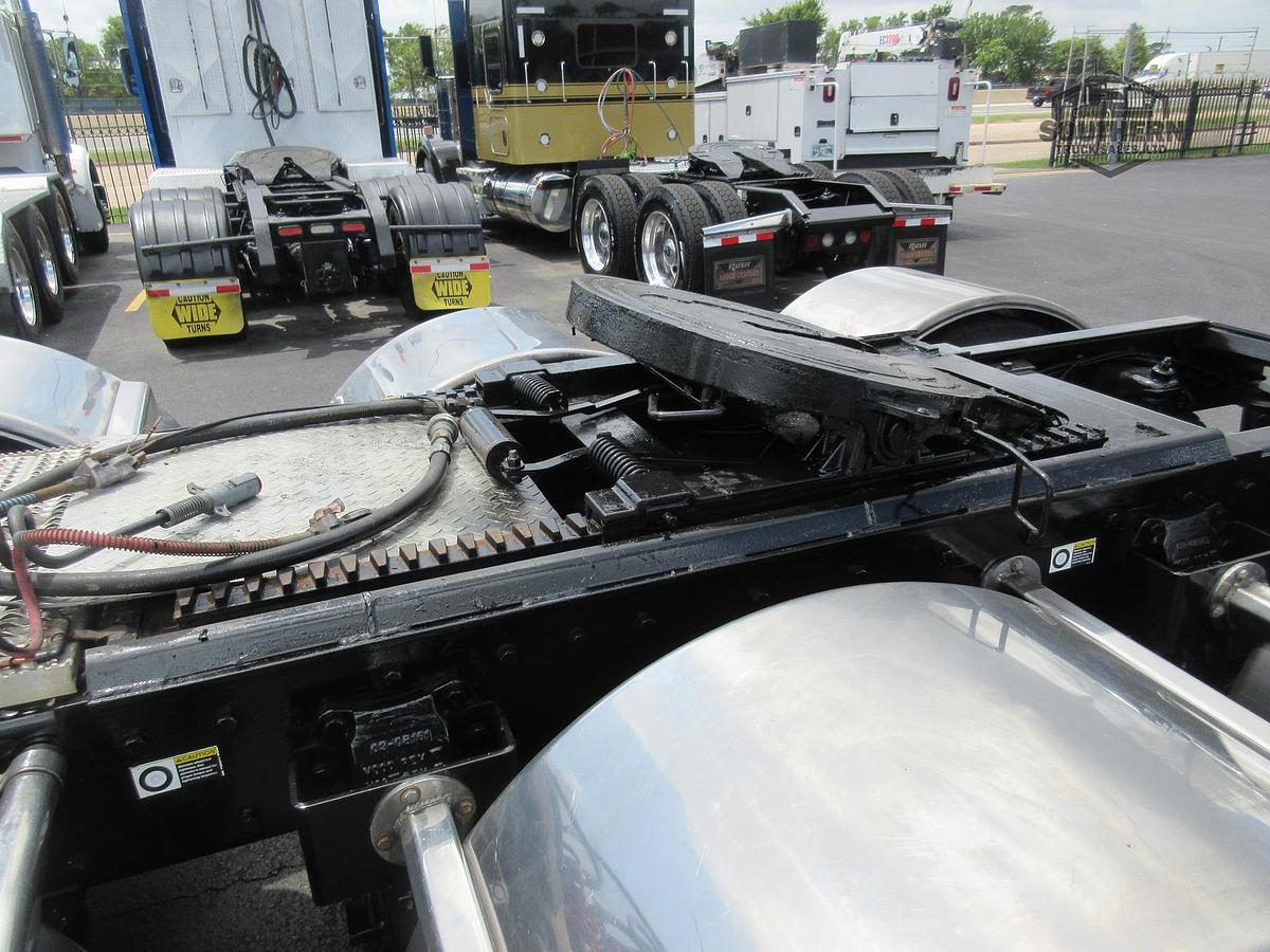 Used 2008 PETERBILT 367