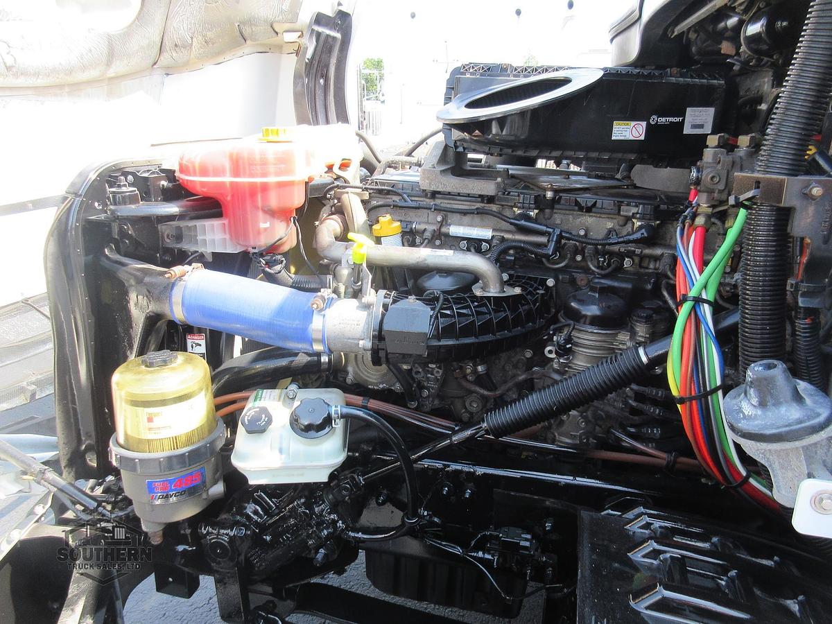 Used 2019 FREIGHTLINER CASCADIA 126