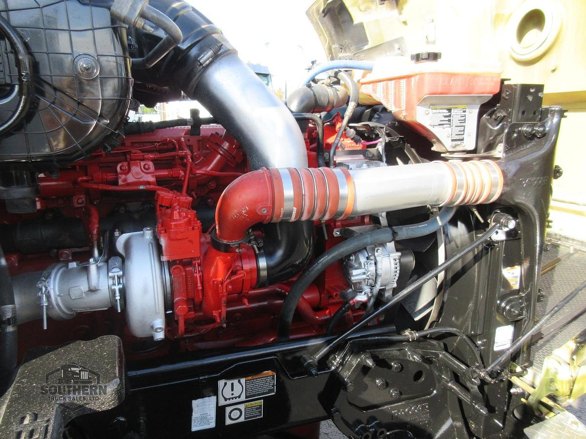 Used 2020 PETERBILT 567