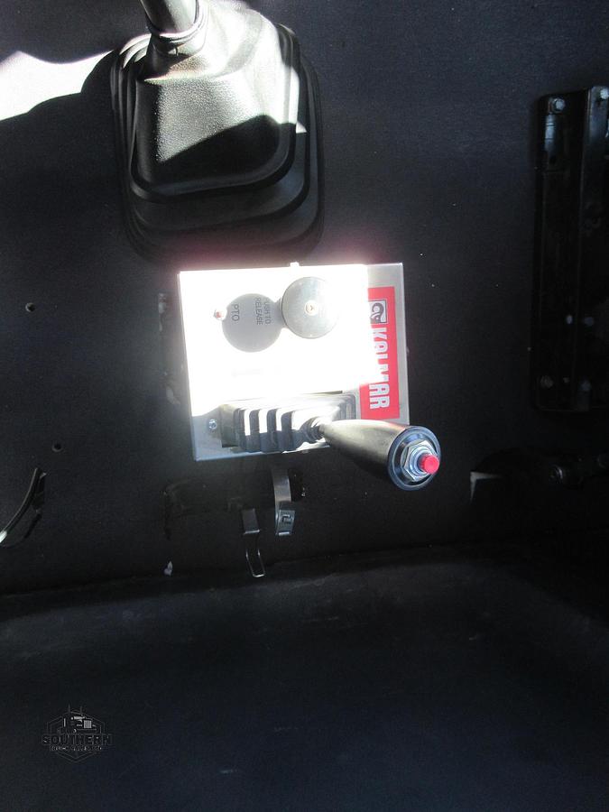 Used 2019 FREIGHTLINER CASCADIA 126