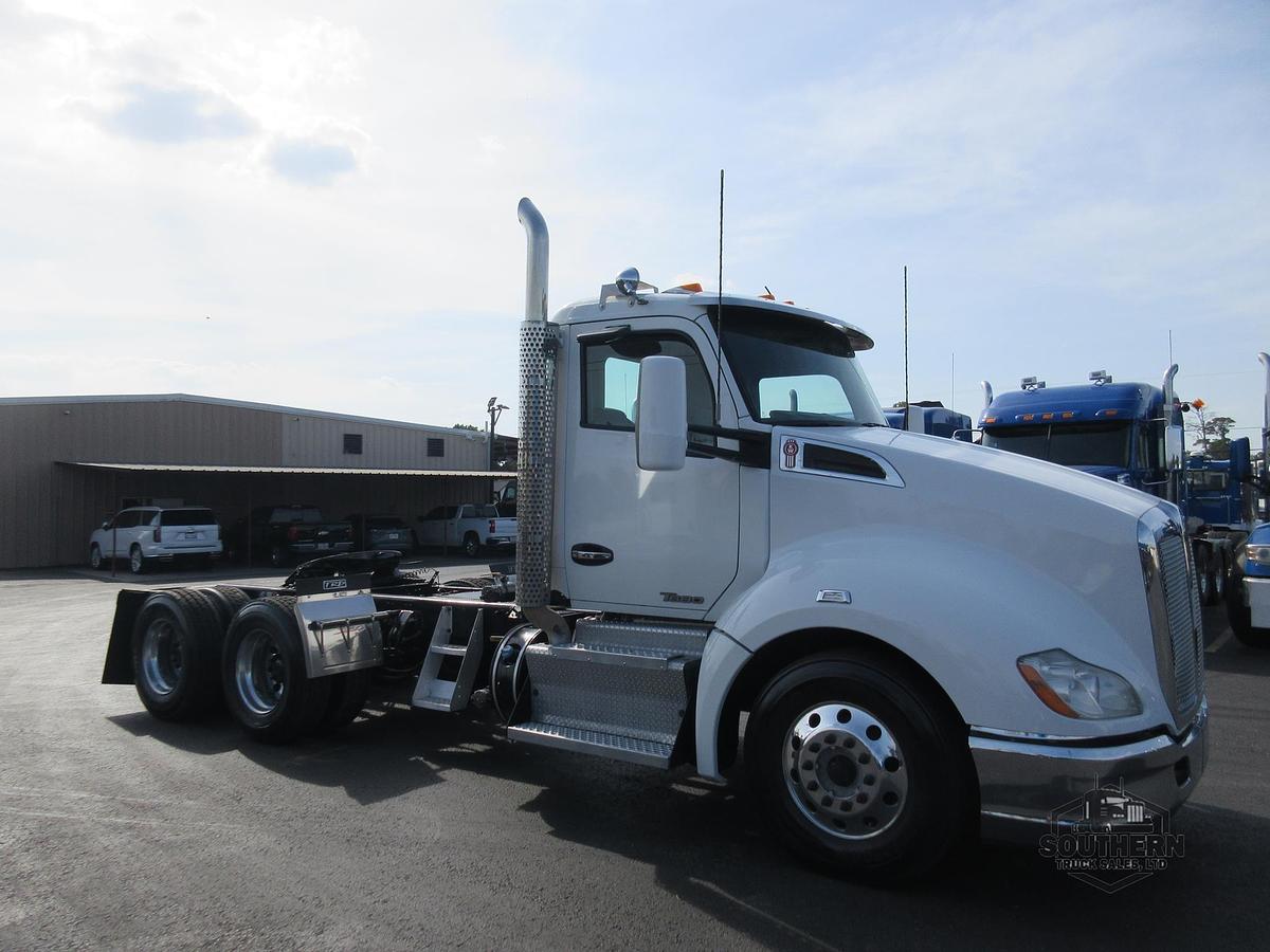 Used 2017 KENWORTH T680