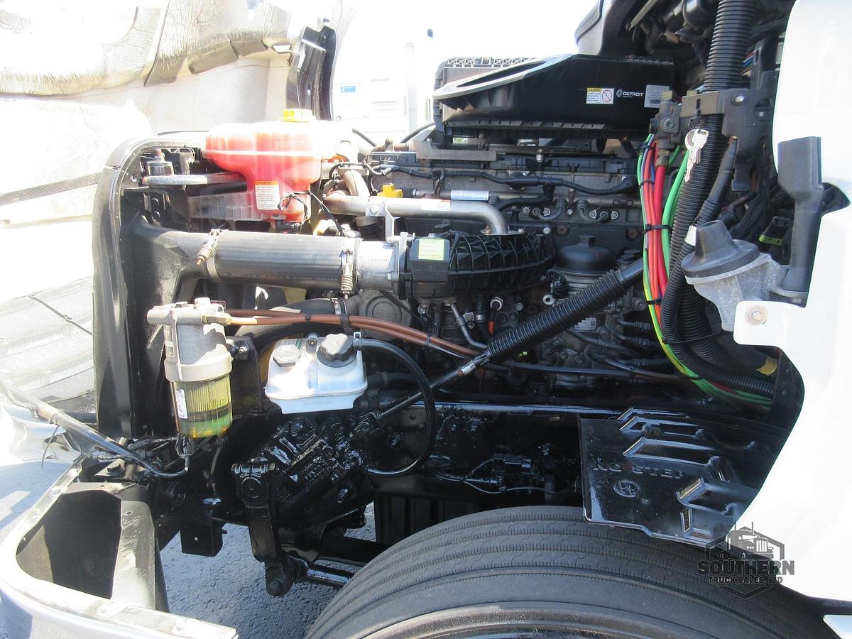 Used 2019 FREIGHTLINER CASCADIA 126