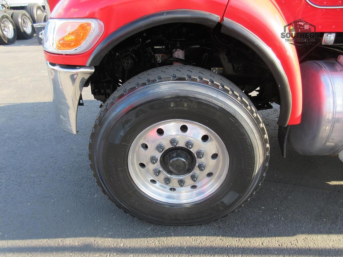 Used 2019 PETERBILT 348