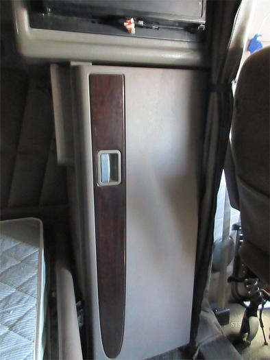 Used 2018 PETERBILT 389