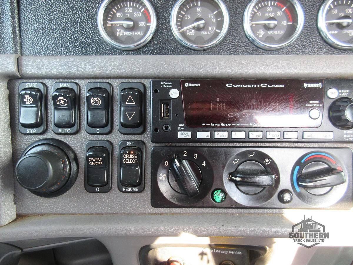 Used 2020 PETERBILT 389