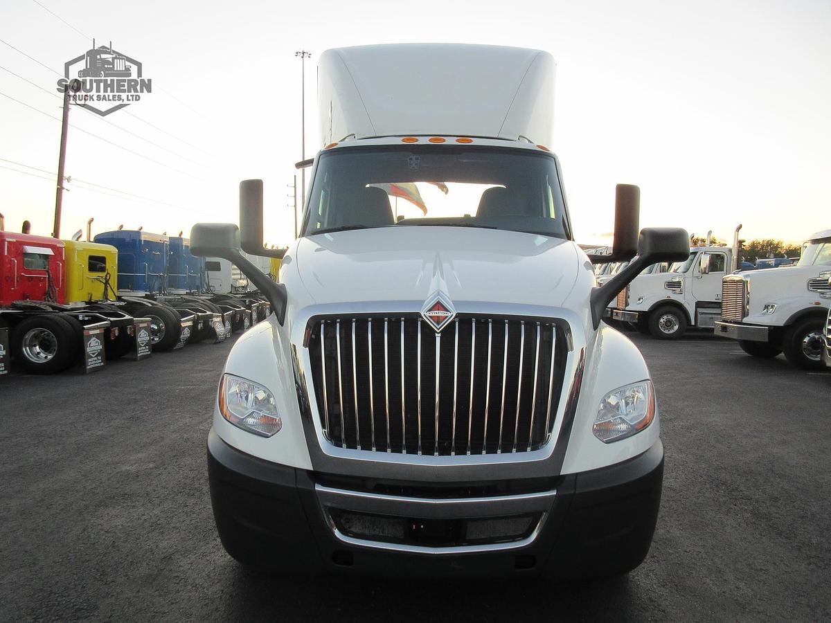 Used 2021 INTERNATIONAL LT