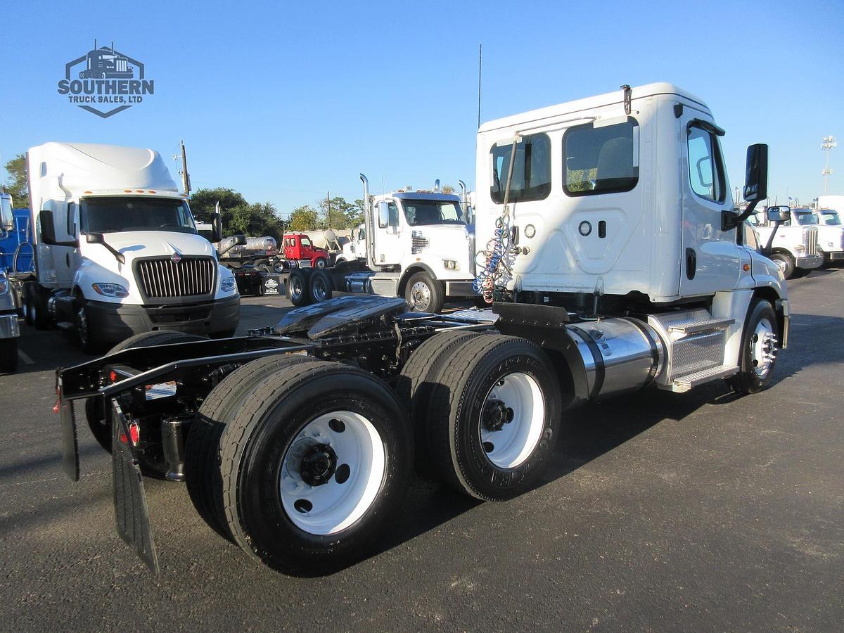 Used 2020 FREIGHTLINER CASCADIA 125