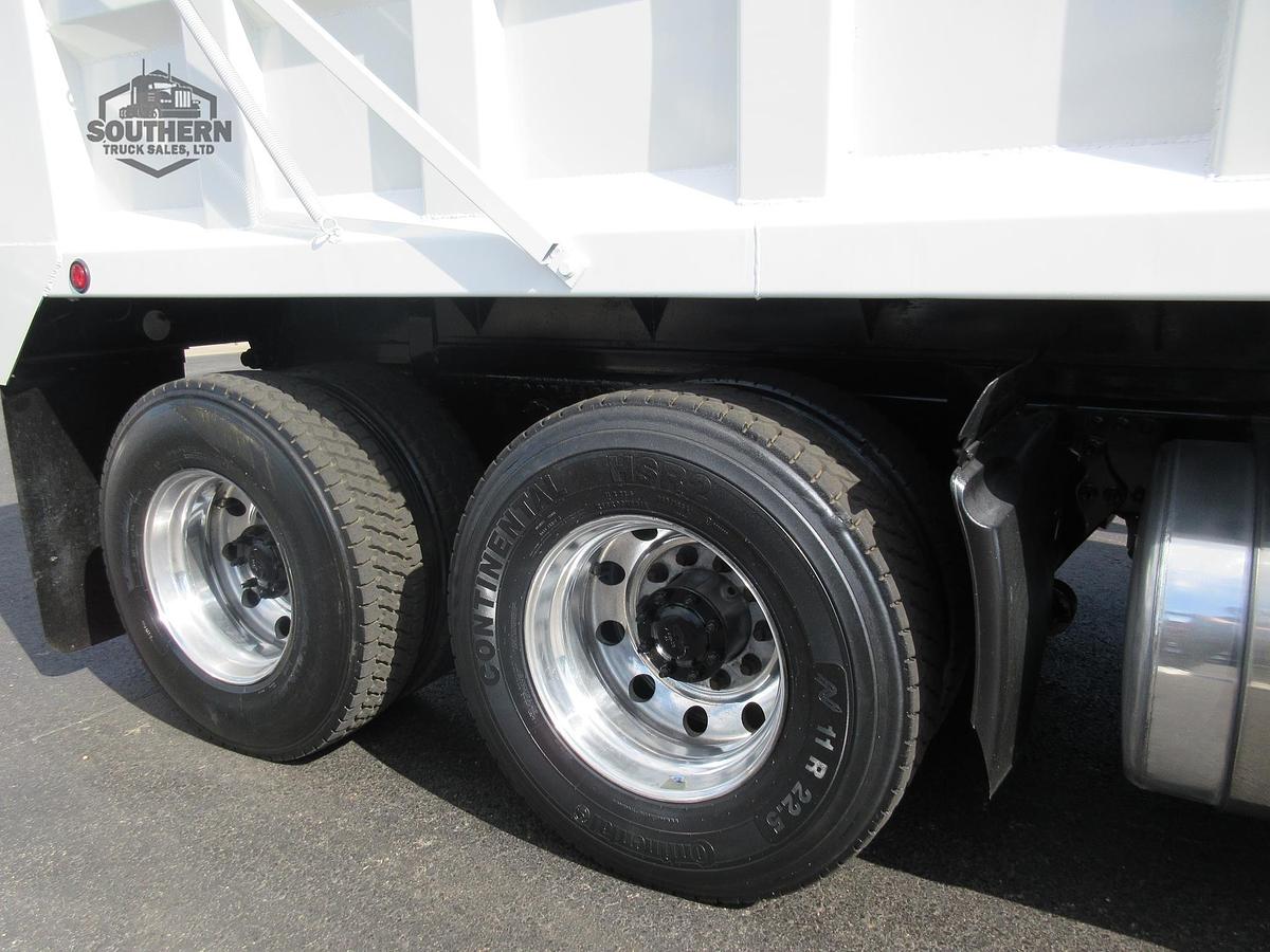 Used 2019 FREIGHTLINER CASCADIA 125