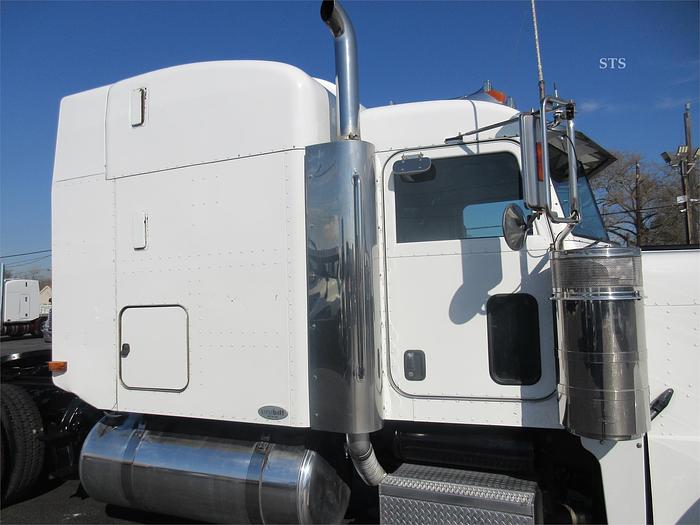 Used 2005 PETERBILT 379