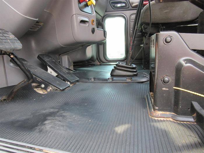 Used 2015 PETERBILT 365