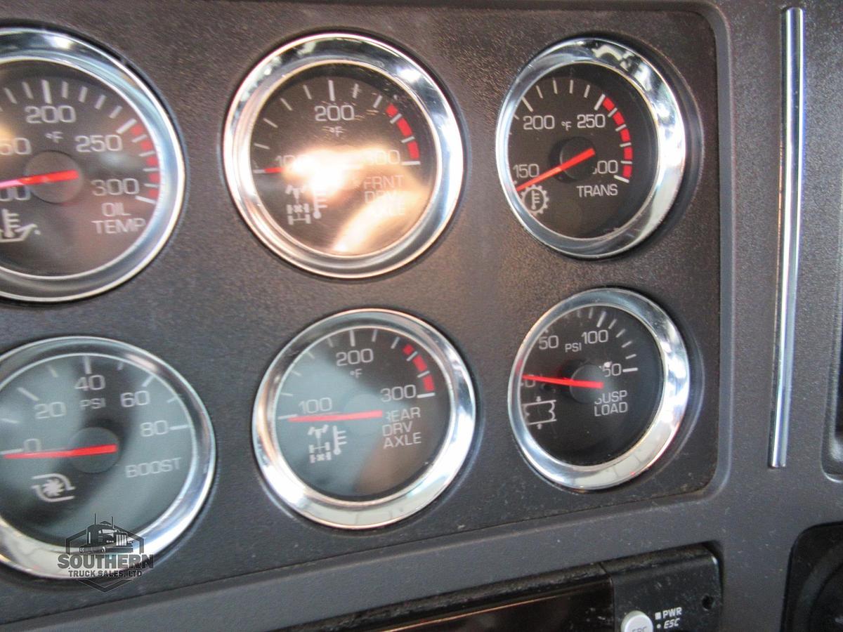 Used 2023 KENWORTH T880