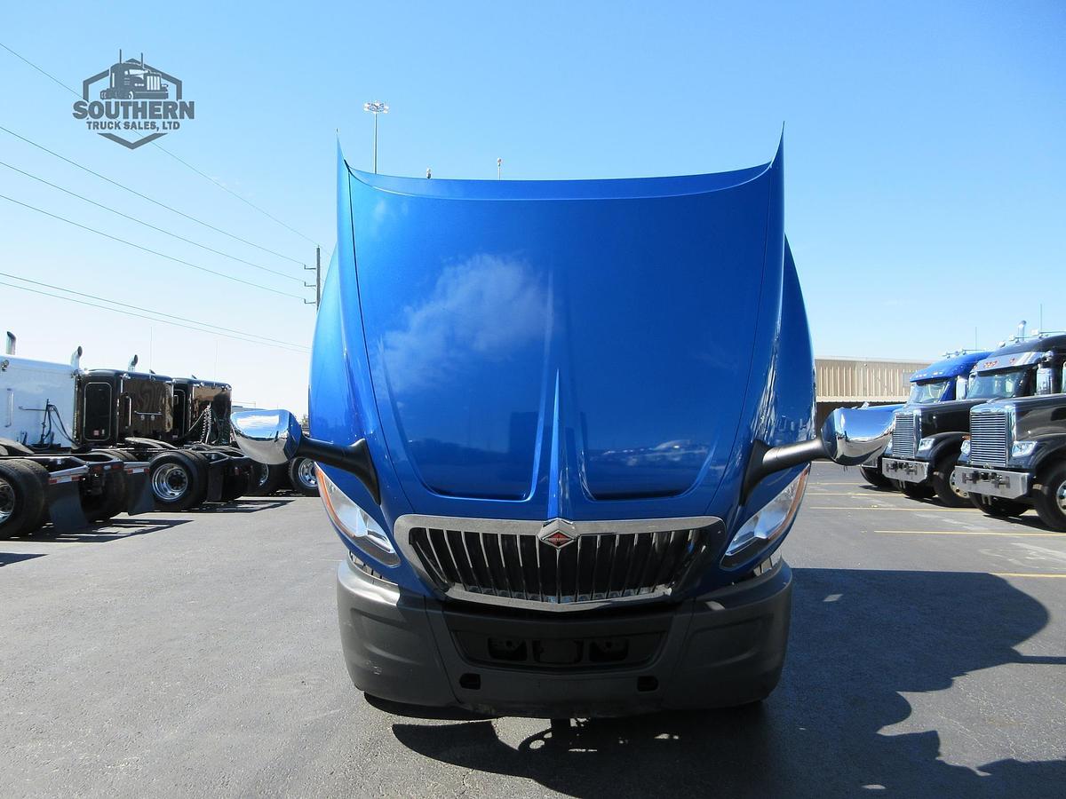 Used 2021 INTERNATIONAL LT