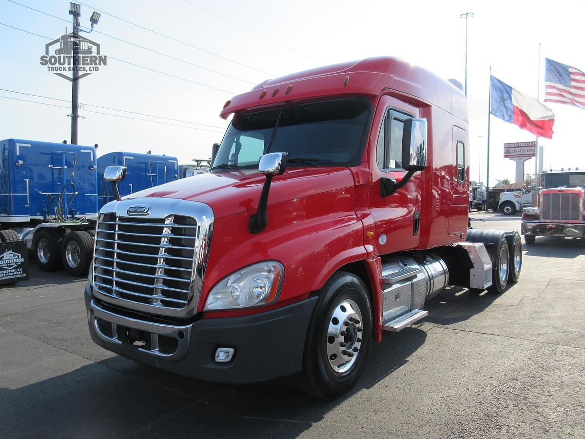 Used 2018 FREIGHTLINER CASCADIA 125