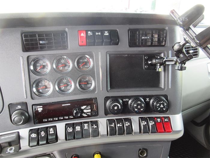 Used 2021 KENWORTH T880