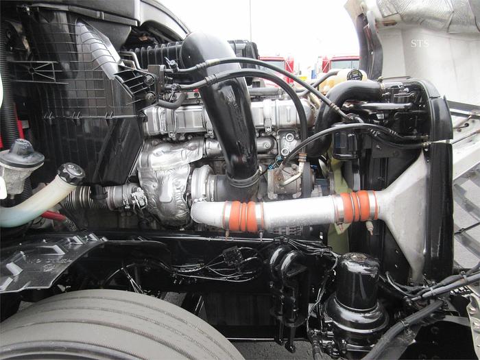 Used 2019 FREIGHTLINER CASCADIA 126