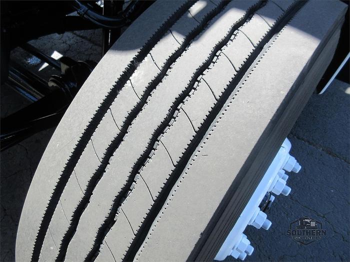 Used 2021 KENWORTH T270