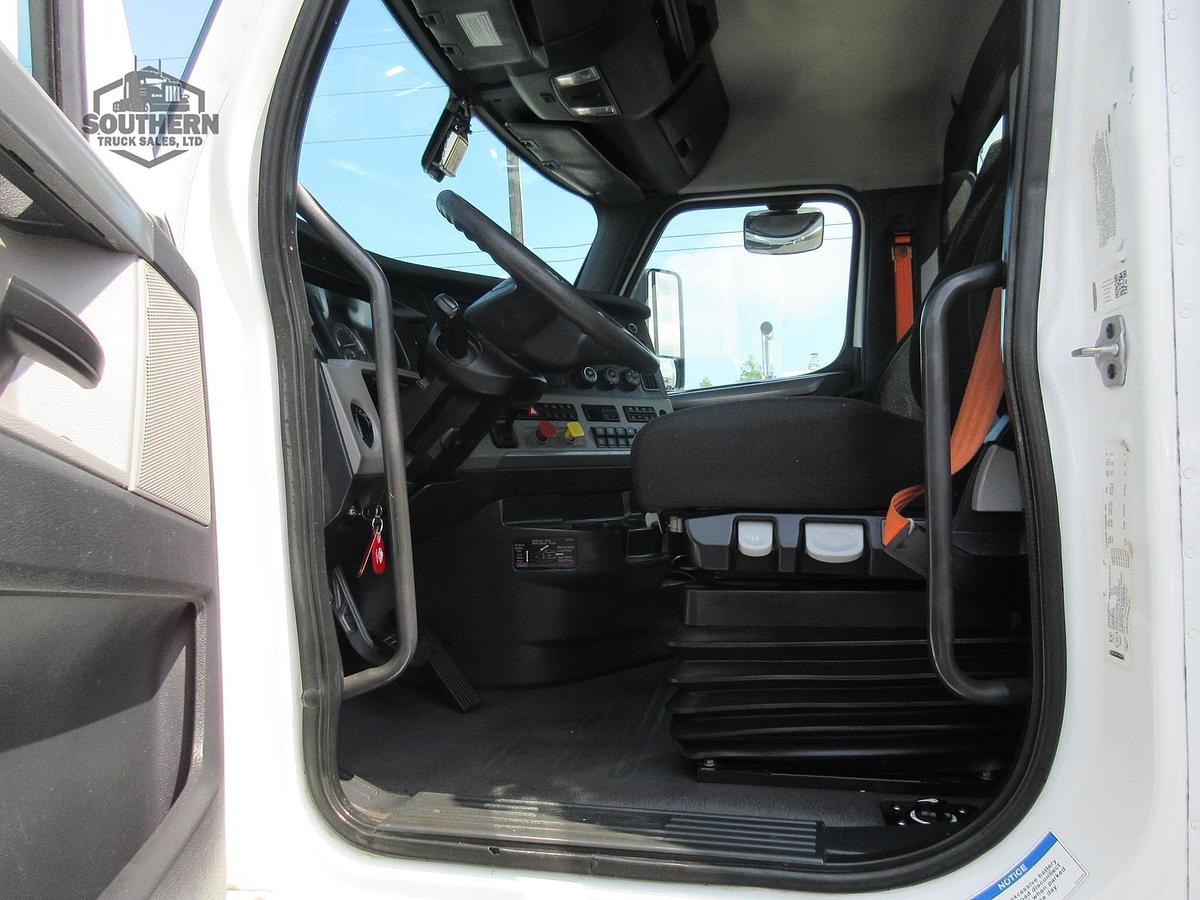Used 2020 FREIGHTLINER CASCADIA 126