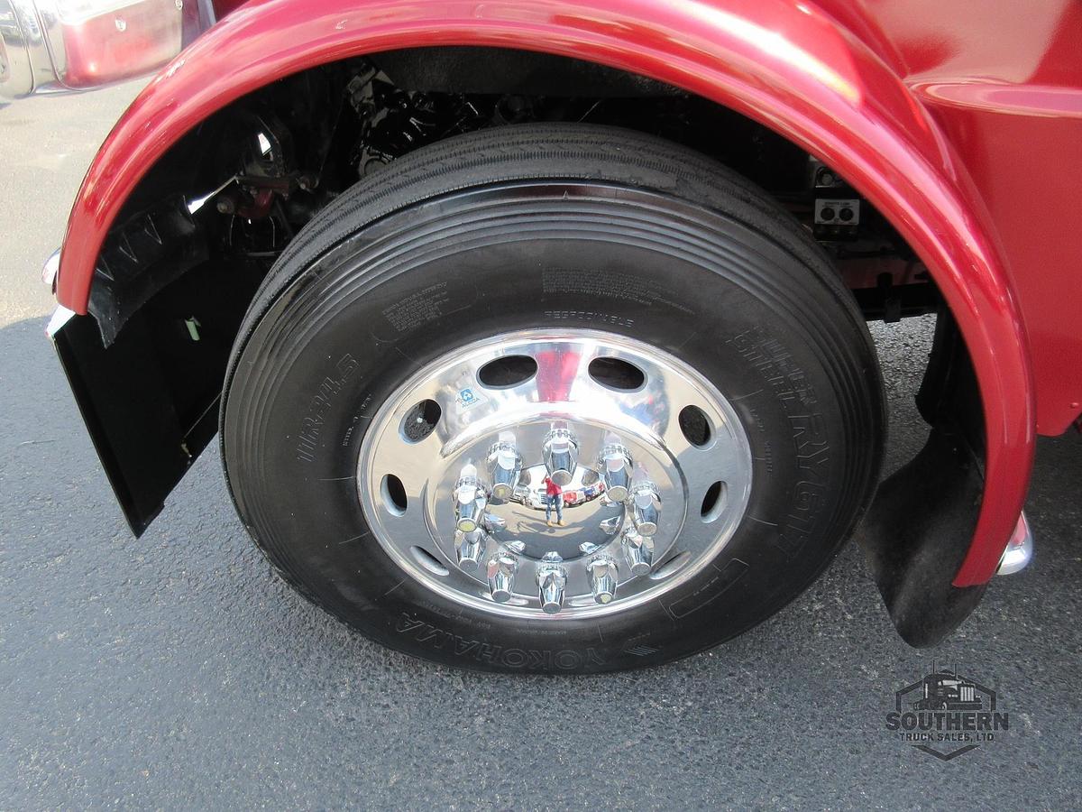 Used 2021 PETERBILT 389