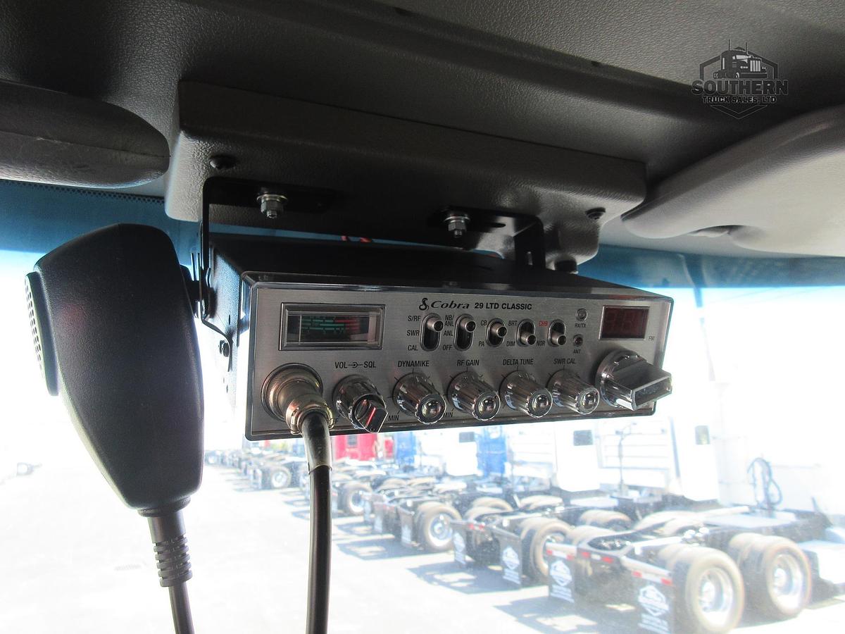 Used 2025 PETERBILT 567