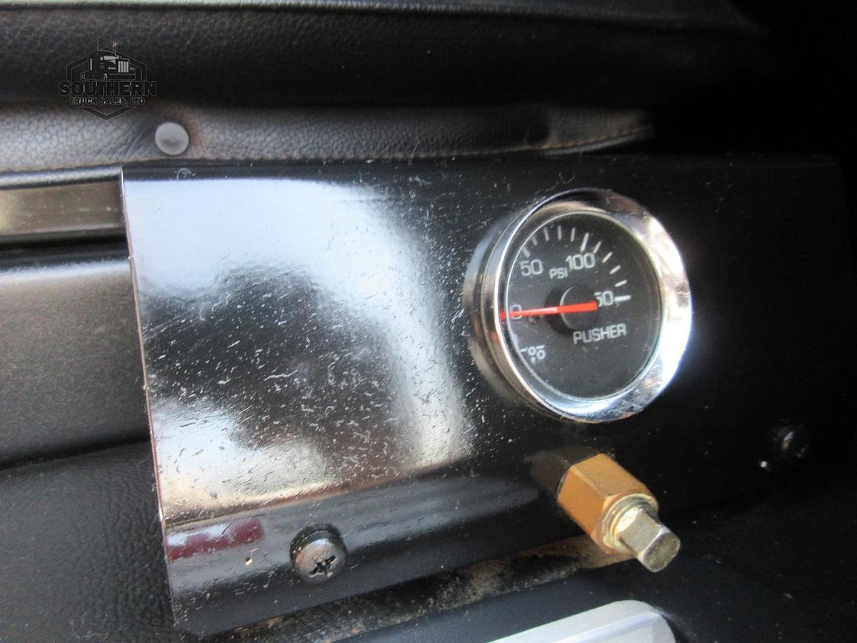 Used 2023 KENWORTH T880