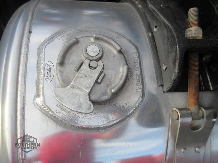 Used 2015 PETERBILT 579