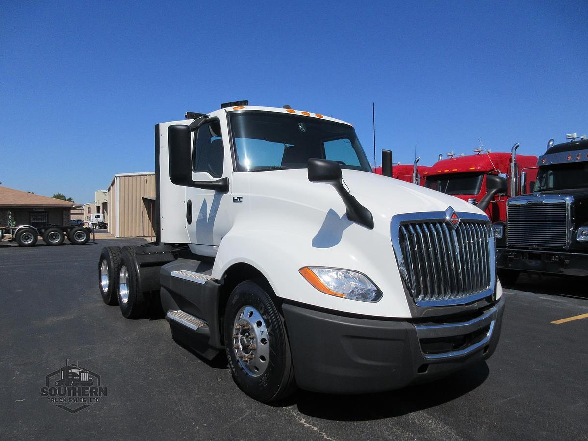 Used 2021 INTERNATIONAL LT
