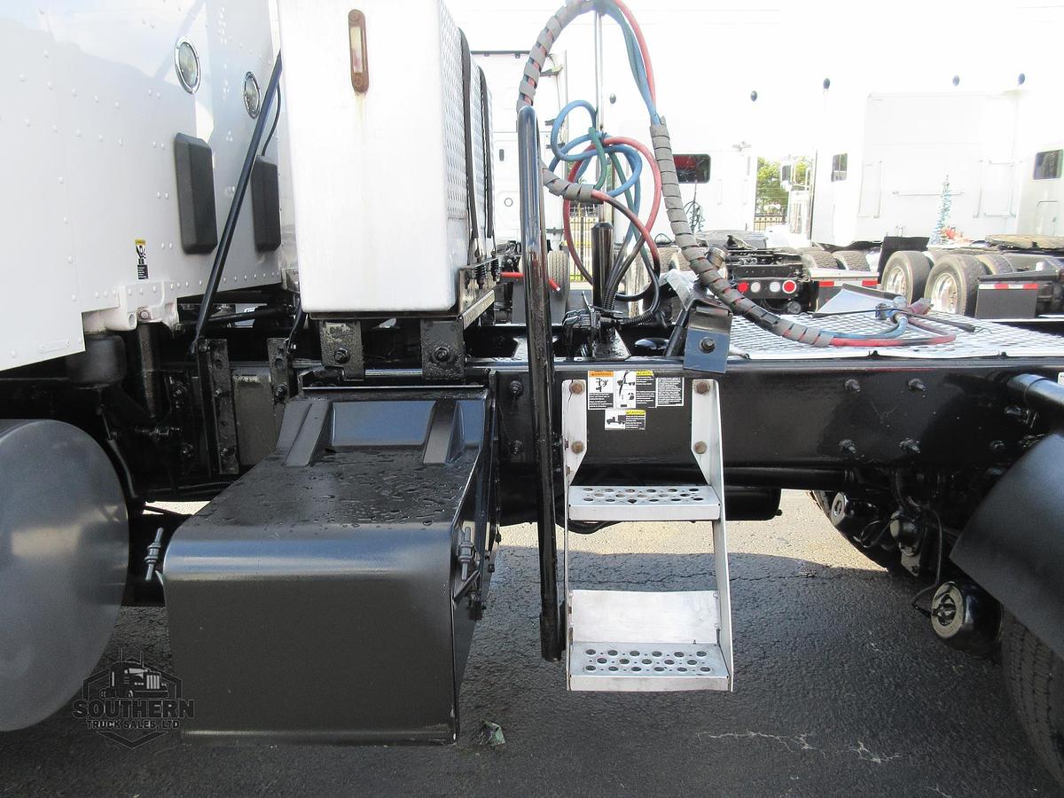 Used 2020 KENWORTH T880