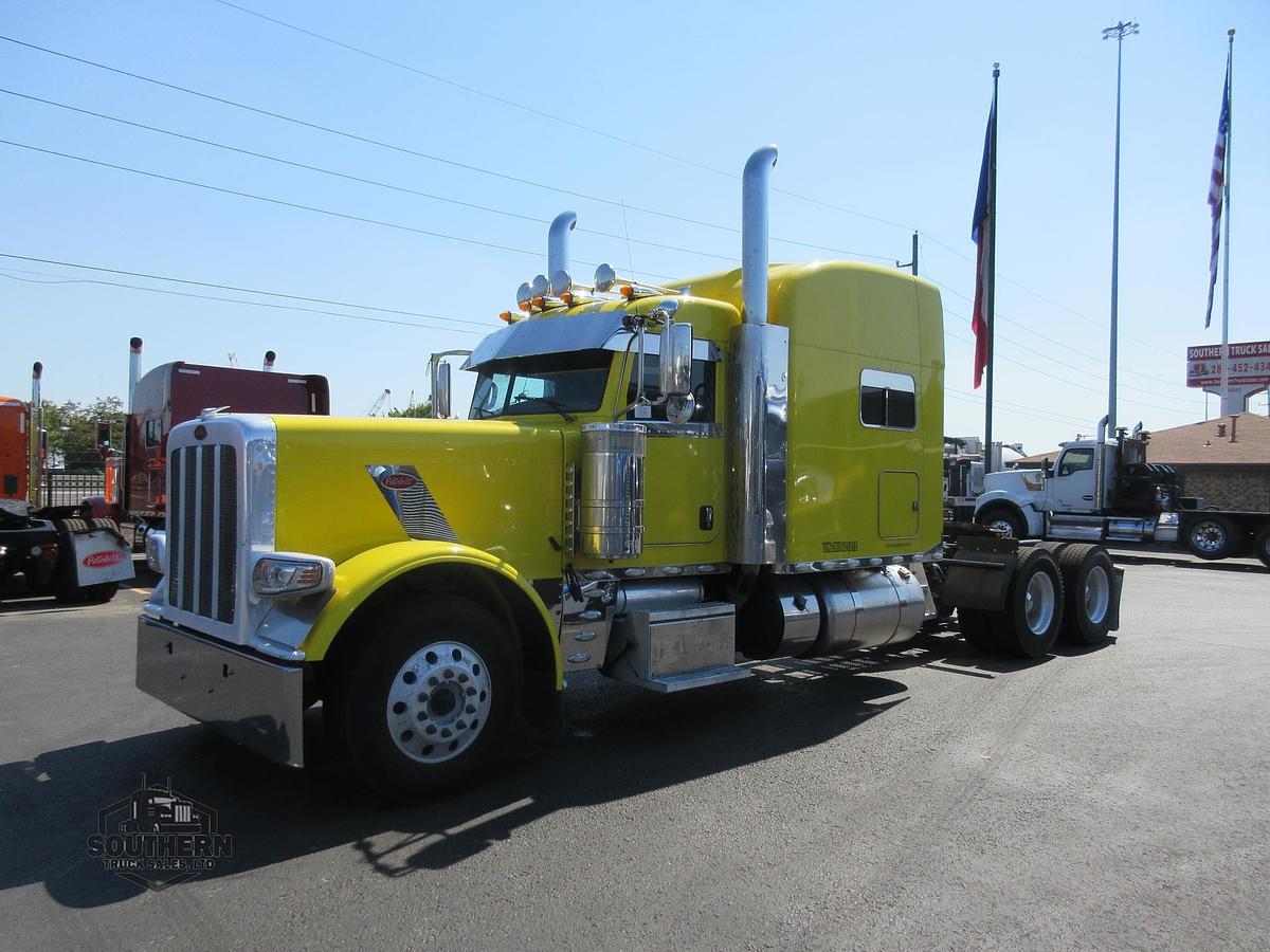 Used 2019 PETERBILT 389