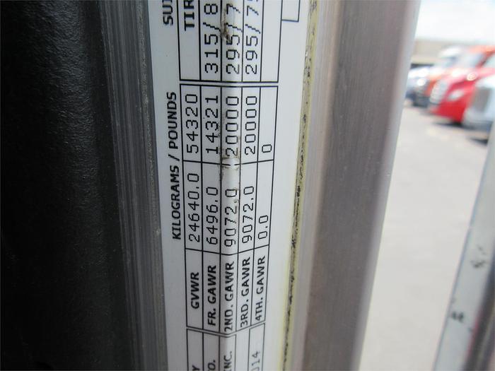 Used 2015 PETERBILT 365