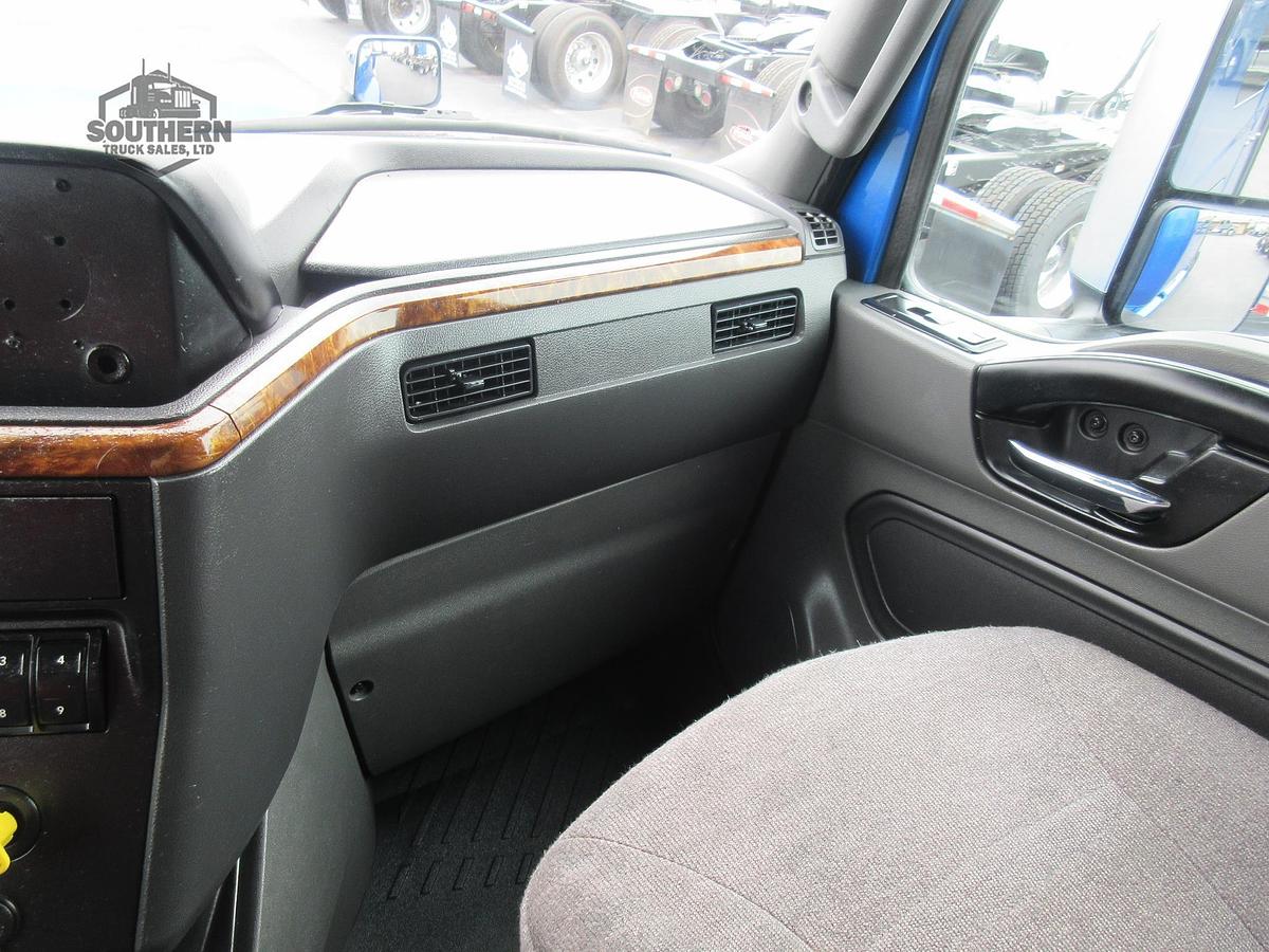Used 2021 INTERNATIONAL LT