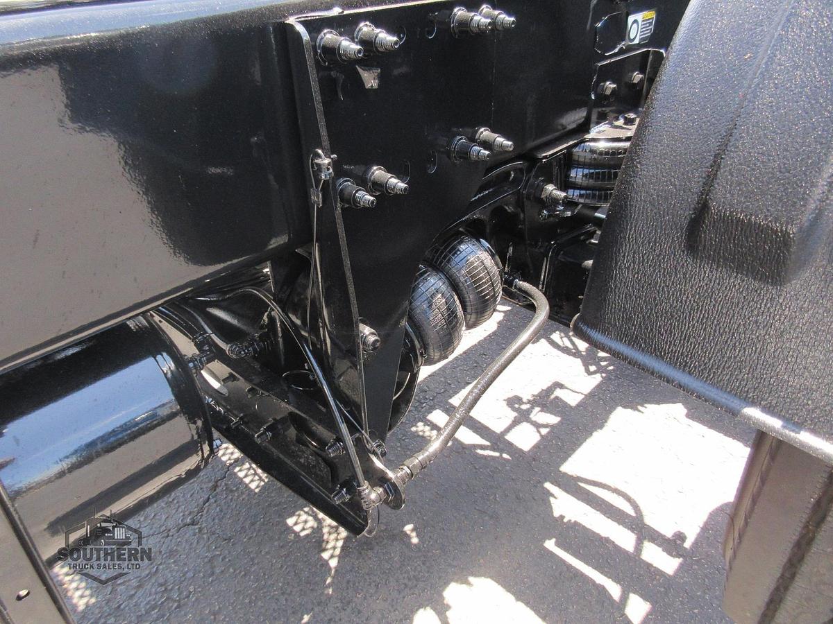 Used 2025 PETERBILT 567