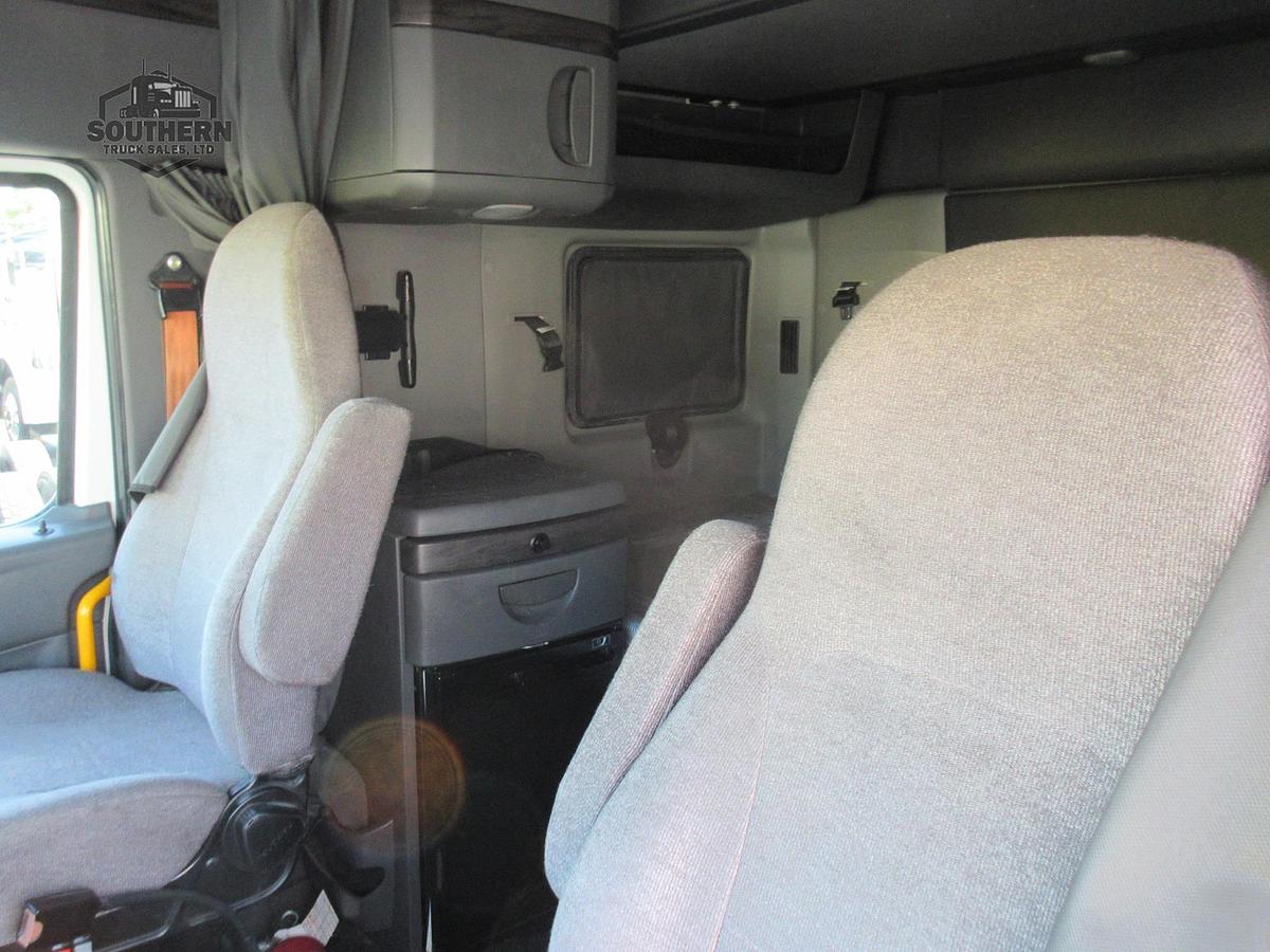 Used 2023 INTERNATIONAL LT