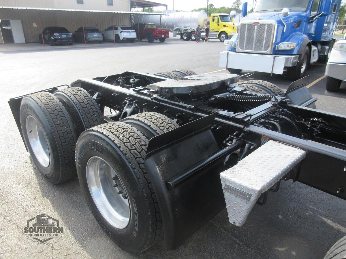 Used 2018 PETERBILT 579