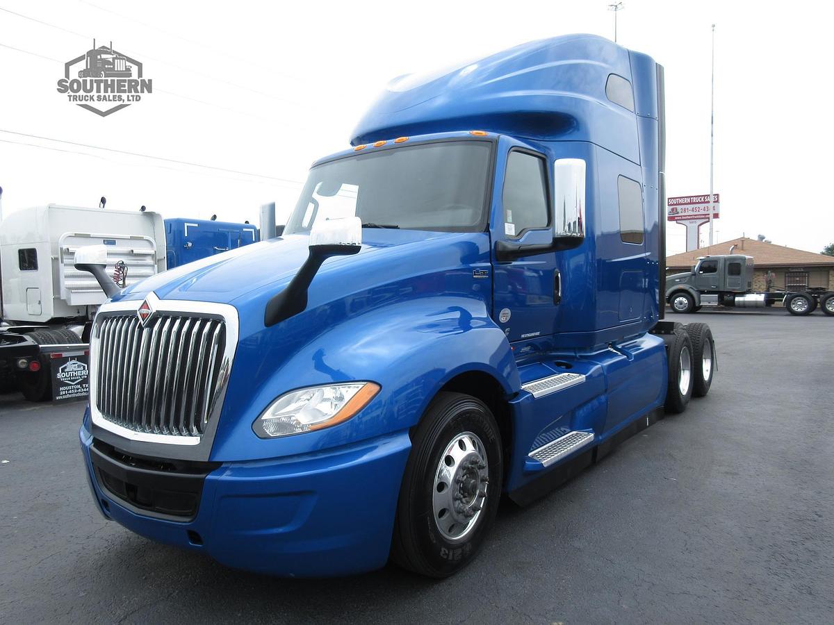 Used 2021 INTERNATIONAL LT