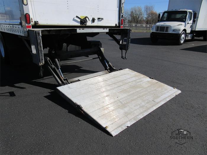 Used 2017 FREIGHTLINER BUSINESS CLASS M2 106