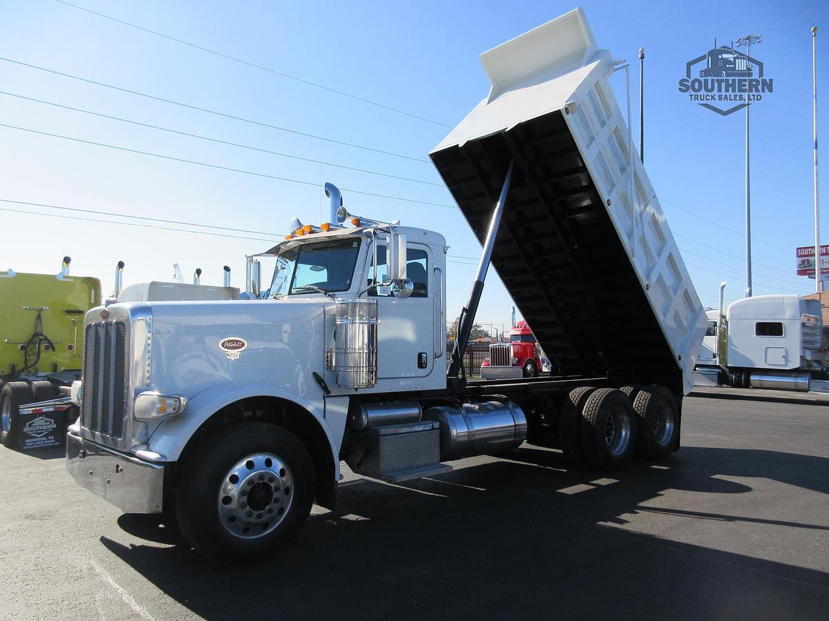 Used 2019 PETERBILT 389