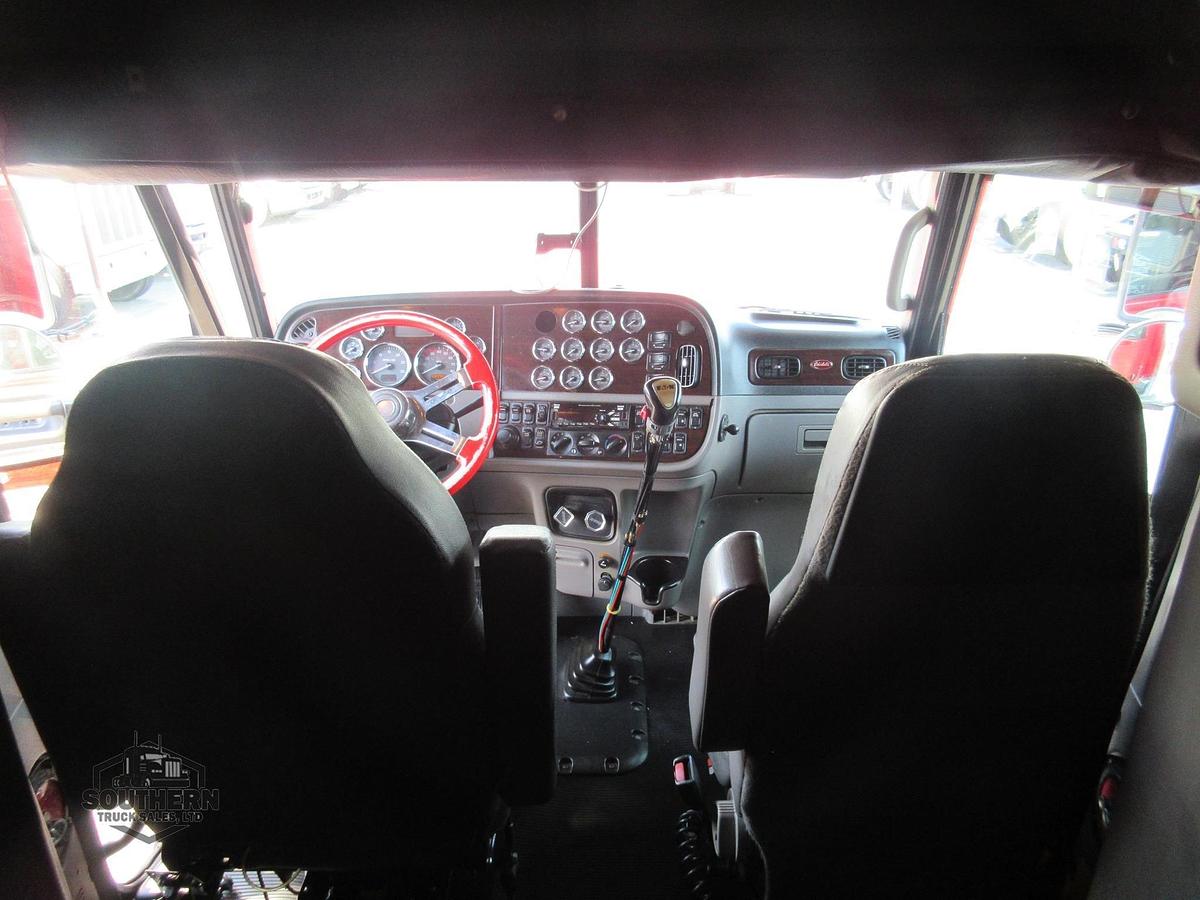 Used 2014 PETERBILT 389