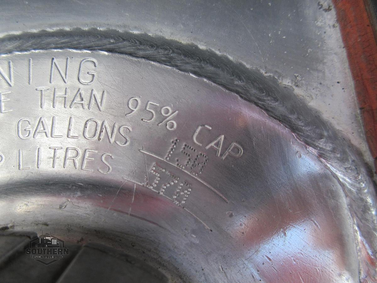 Used 2013 KENWORTH T800