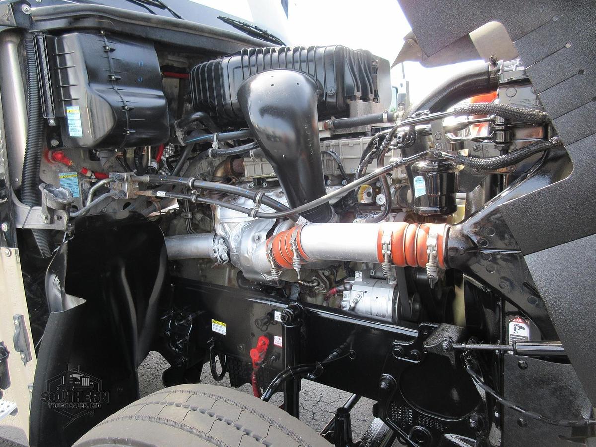 Used 2023 FREIGHTLINER CORONADO 122 SD