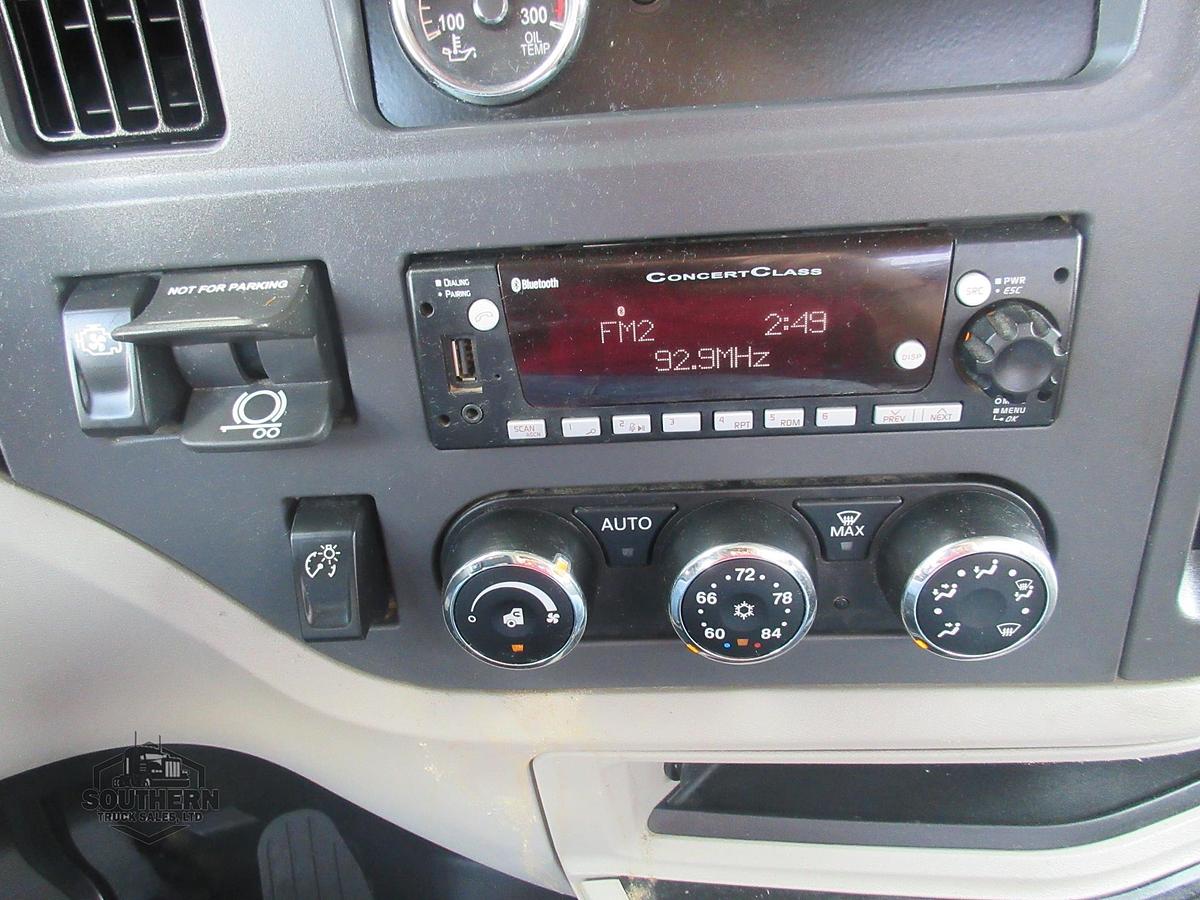 Used 2025 PETERBILT 567