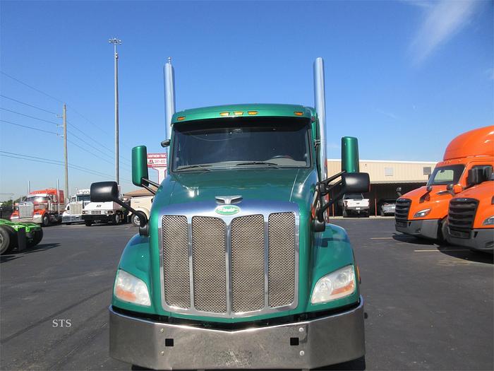 Used 2016 PETERBILT 579