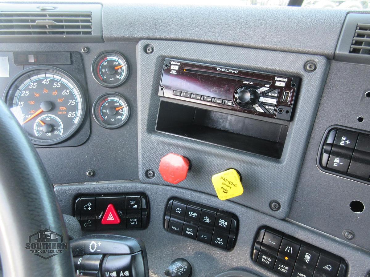 Used 2018 FREIGHTLINER CASCADIA 125