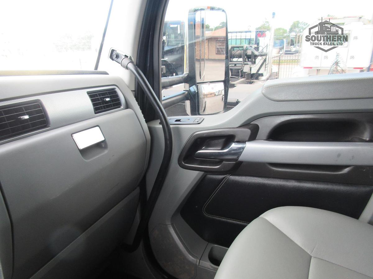 Used 2021 KENWORTH T880